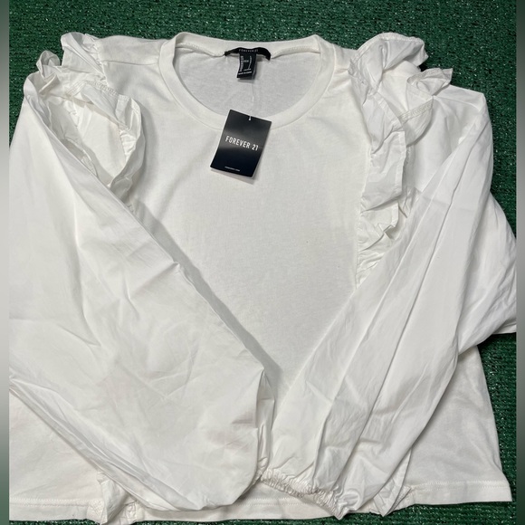 NEW Forever 21 white long sleeve ruffle shoulder top - Picture 1 of 1
